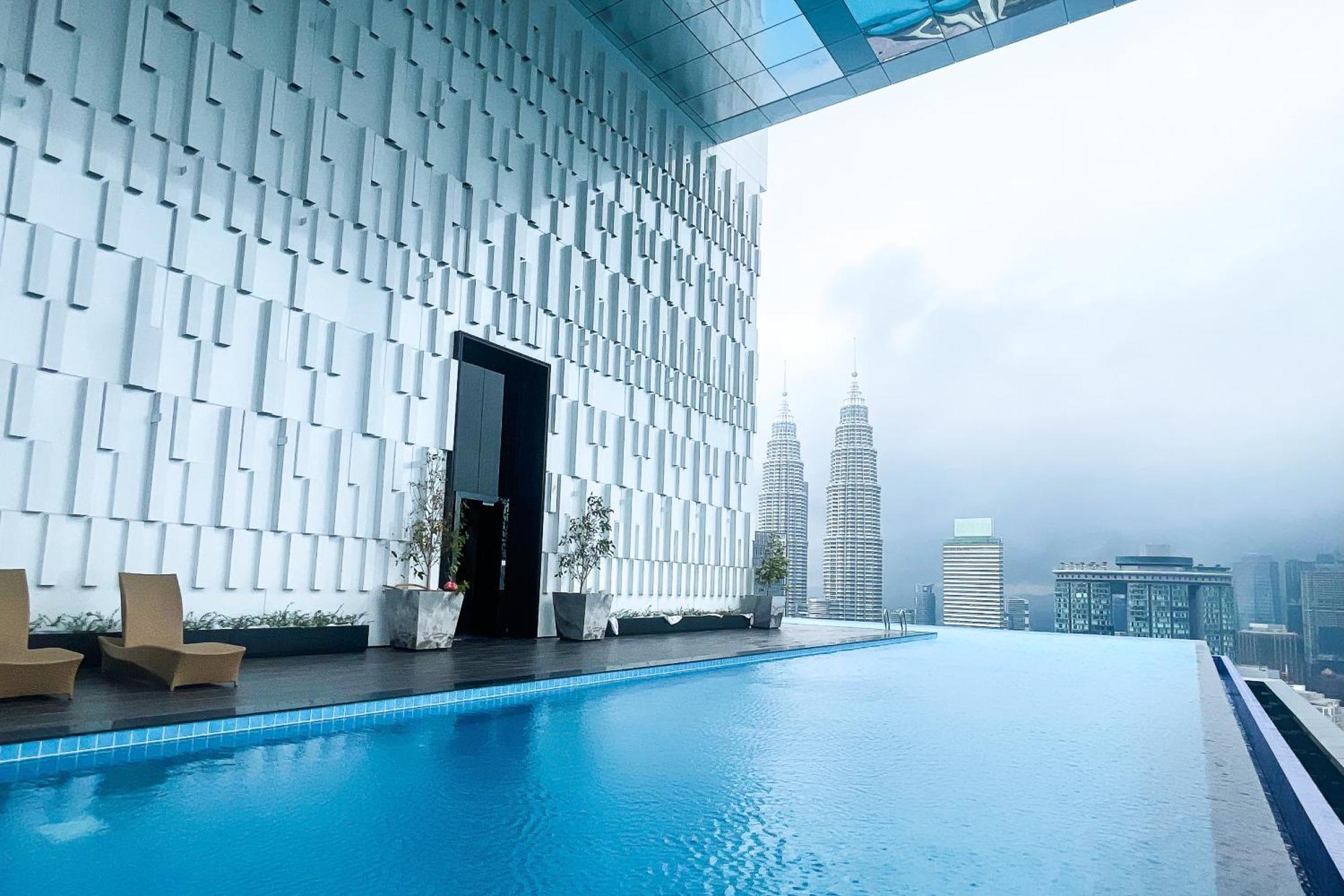 Face Kl Tower Klcc Pavilion By Kimiro Kuala Lumpur Extérieur photo